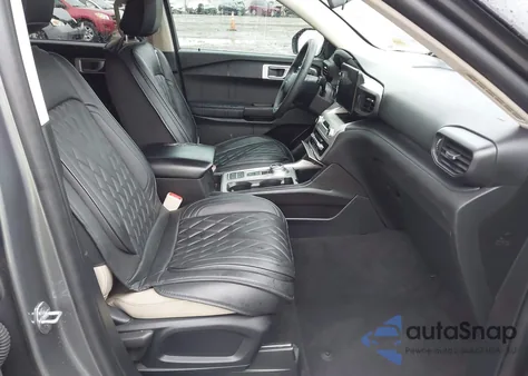 2021 Ford Explorer z USA, uszkodzony, nr VIN 1FMSK7BH9MGA22151